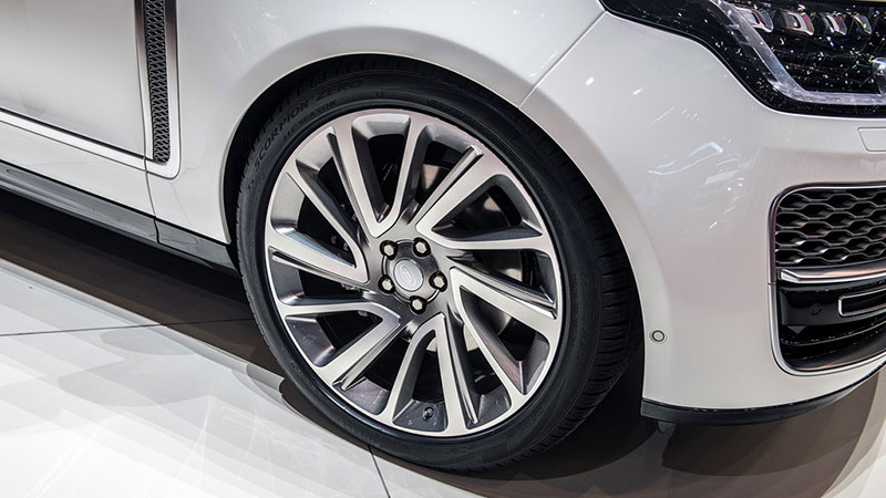 Range Rover SV Coupe - SUV 2 cửa giá ngang Rolls-Royce